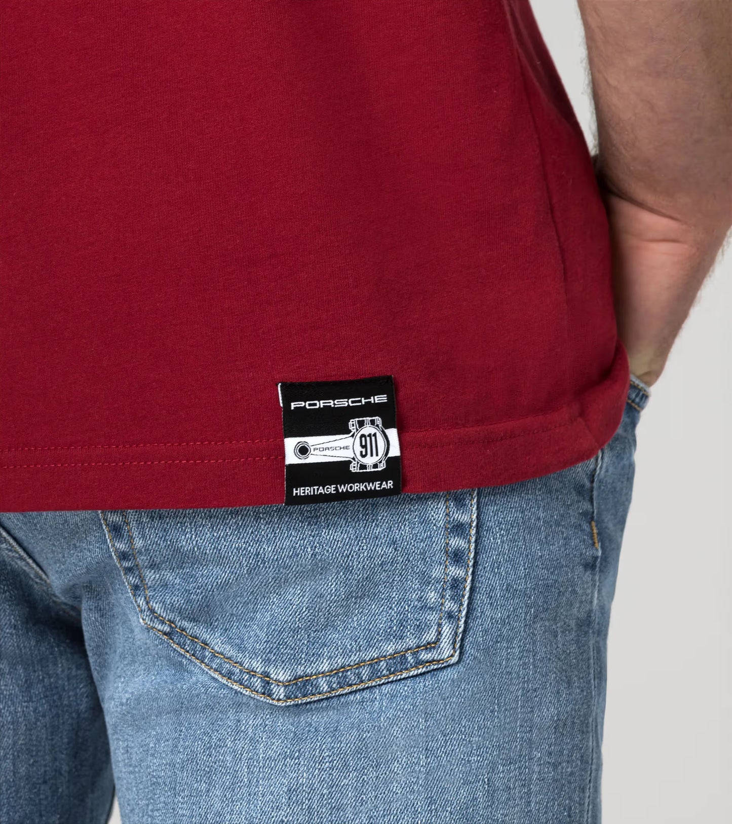 Camiseta con escudo – Essential